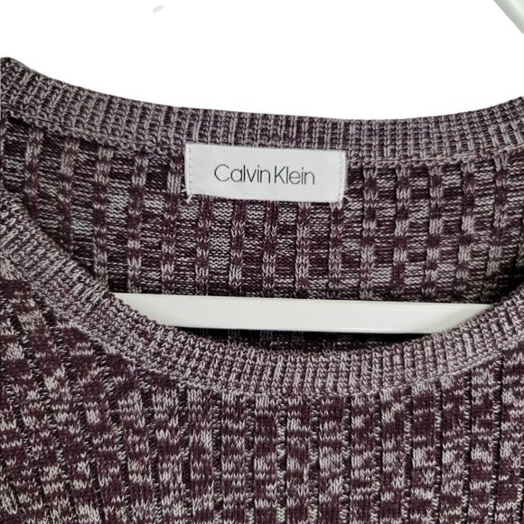 Calvin Klein Sweater    - Picture 4 of 4